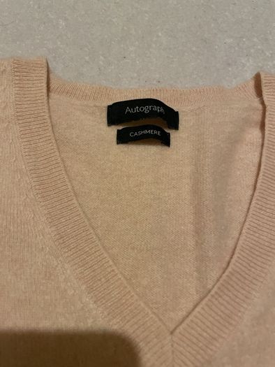 Blush pink V neck cashmere jumper