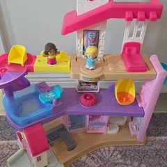 Barbie Little People House