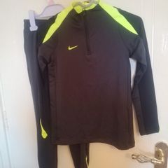 Kids Nike tracksuit new
