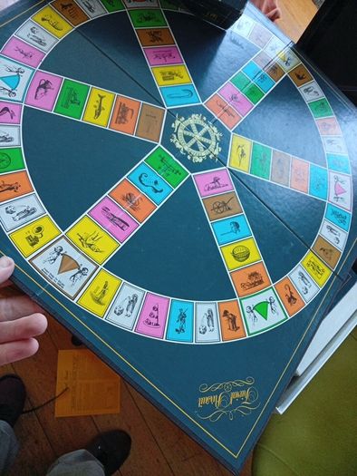 Trivial Pursuit: Genius edition