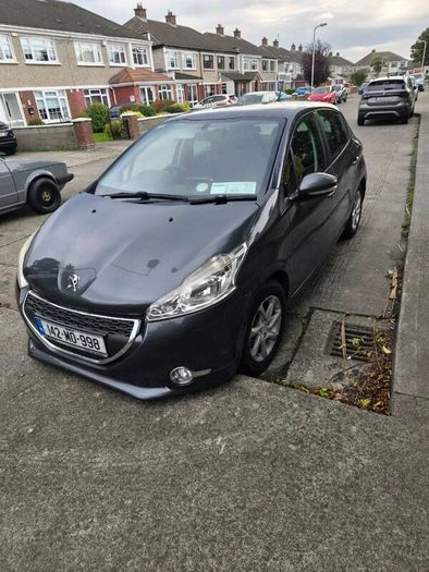 Peugeot 208 1 litre 2014