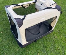 Foldable dog carrier