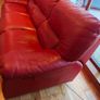 Burgundy Red 3-seater double-recliner couch Image 3