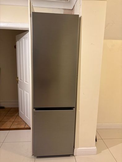 Samsung Series 5 Fridge Freezer
