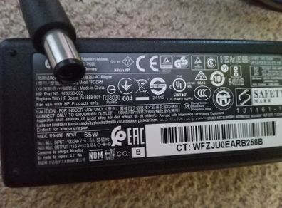 HP charger 65W 19.5V