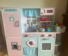 Play Kitchen