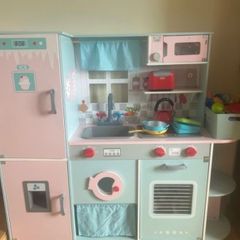 Play Kitchen