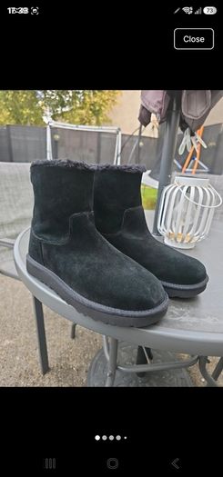 Genuine UGG classic zip it mini boot