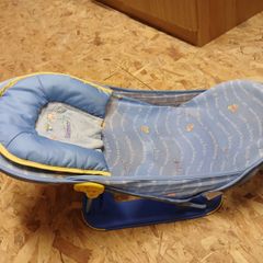 Bath insert for a baby