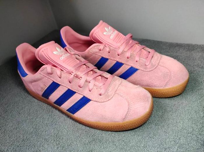 Trainers Adidas Originals women.