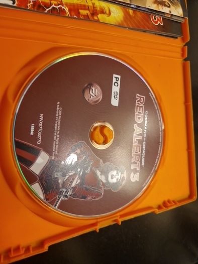 Pc Dvd Rom Command and Conquer Red Alert 3 Games Original