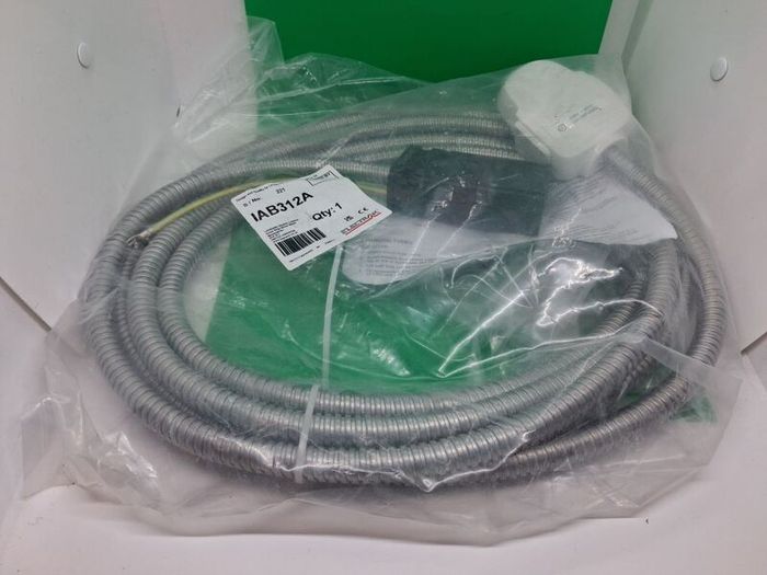 Postage - Electrak IAB312A 32Amp Feed Module 5mtr