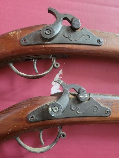 pistols