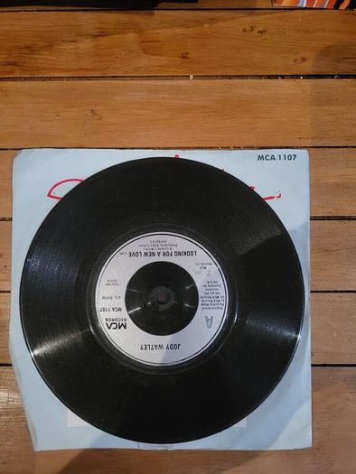 Jody Watley Looking For A New Love 7 inch Single 1986 MCA Records