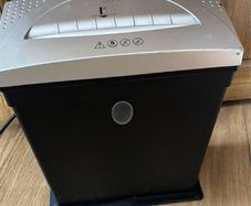 Paper shredder