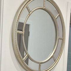 Round Mirror