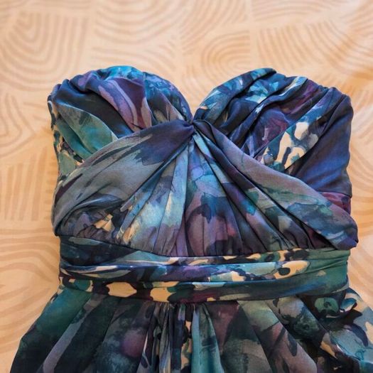 Stunning Badgley Mischka Dress / US 8