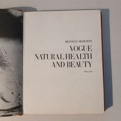 Vogue Natural Health and Beauty by Bronwen Meredith