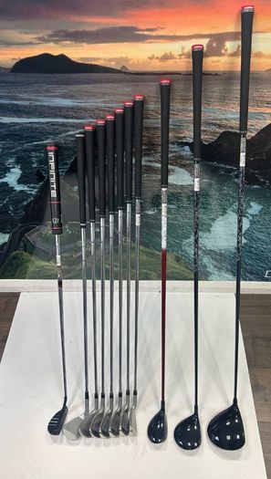 Wilson DynaPWR Stiff Set of Golf Clubs