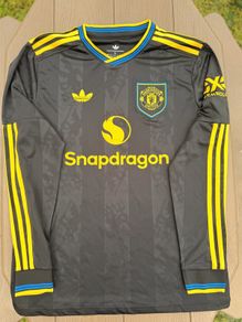 Manchester united 25/26 Third Jersey Large