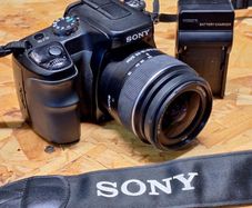 Sony Alpha 100 DSLR-A100 Digital SLR Camera with DT 18-55mm f/3.5-5.6 SAM Lens Kit - 31523
