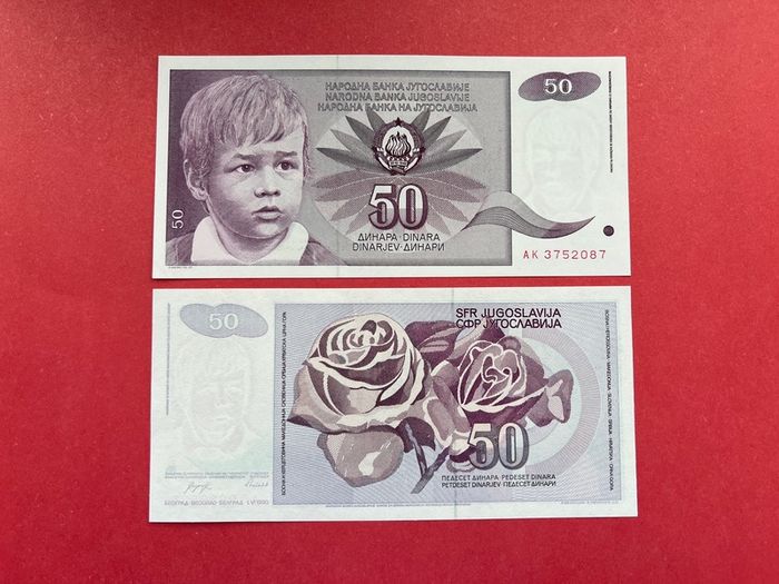 Yugoslavia  50 Dinara  1990.  ( Uncirculated )