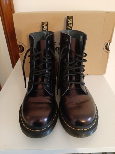 Dr. Martens
