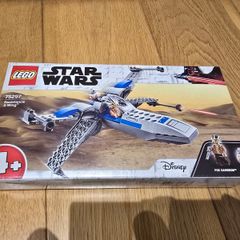 Lego 75297 Resistance X-Wing
