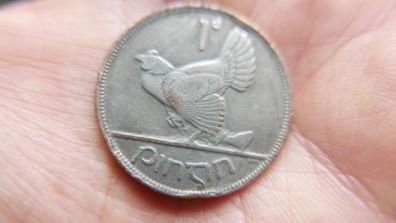 Silver Color 1937 Ireland One Penny Coin Old Irish 1d