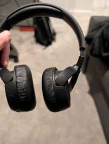 JBL Bluetooth headphones