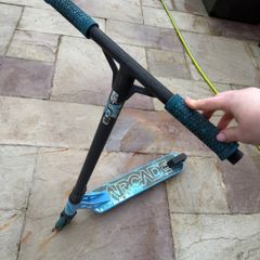 Arcade scooter in blue