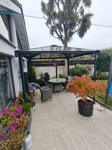 pergola