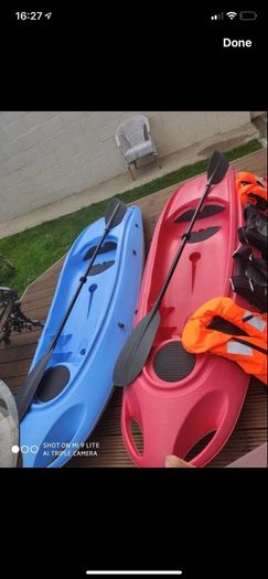 BIC Ouaossu Kayaks x1 with paddle & 2 life jackets