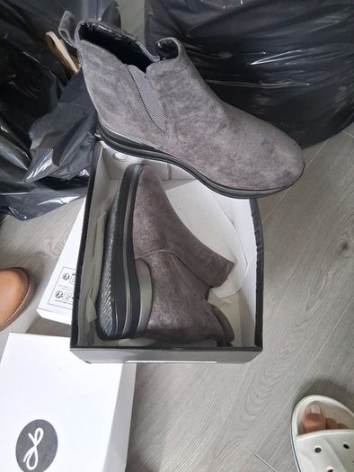 ladies ankle