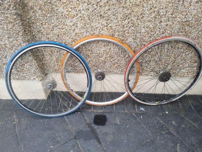 bike wheels  x 3