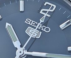 Watch Seiko 5 Automatic.