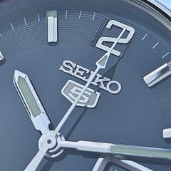 Watch Seiko 5 Automatic.