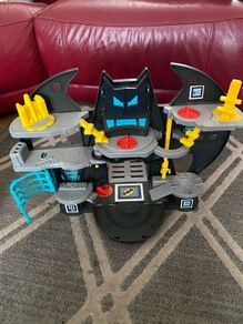 DC Batcave only no figures, doors open