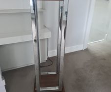 4 x chrome and walnut stands display bases
