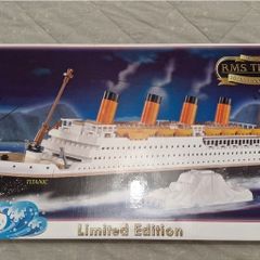 Cobi Titanic