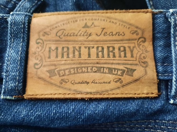 Mantaray Debenhams denim jeans 36 waist and 31 leg in excellent condition with no issues see last two photos for exact measurements FREE STANDARD POSTAGE INCLUDED