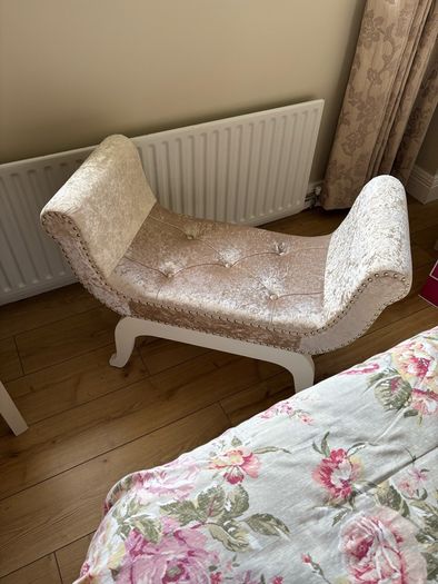 Chaise Lounge