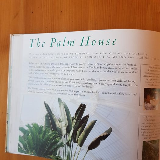Kew Royal Botanic Kew Gardens Souvenir Guide.