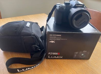 Panasonic Lumix DC-FZ1000 II