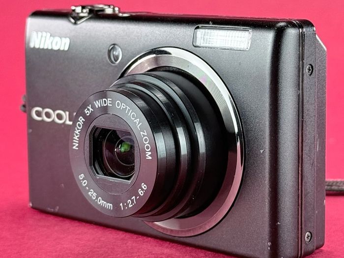 Nikon Coolpix S570
