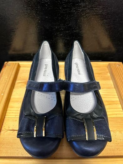 Leather Girl Shoes size 13
