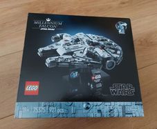 LEGO Star Wars 75375 Millennium Falcon 25th Anniversary Model