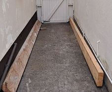 2 timber beams