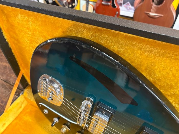 Honey Beatsound Teardrop Teal 1960's