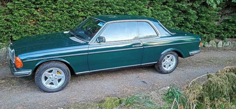 Mercedes-Benz 280CE Coupe